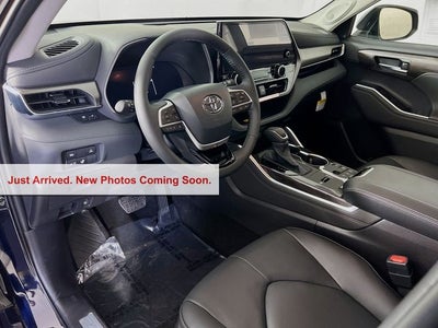 2026 Toyota Highlander Hybrid Limited