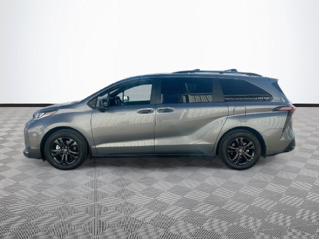 2026 Toyota Sienna XSE 7 Passenger