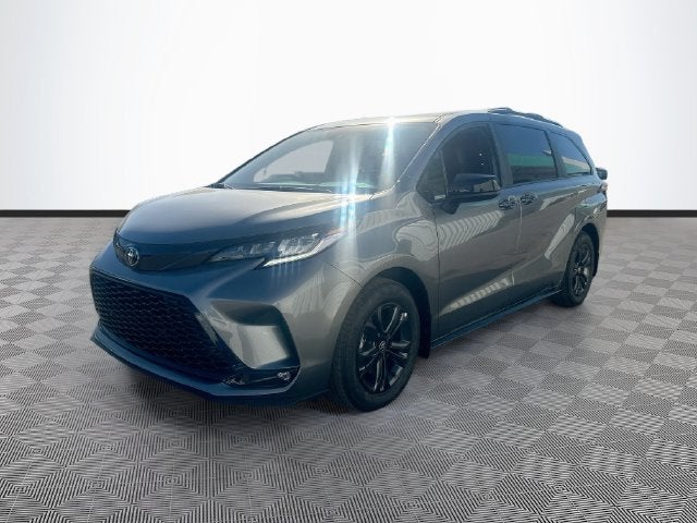 2026 Toyota Sienna XSE 7 Passenger