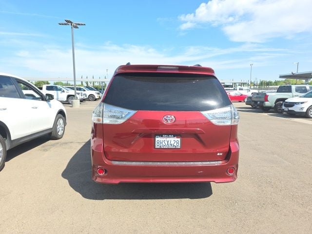2017 Toyota Sienna SE