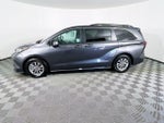 2025 Toyota Sienna XLE 8 Passenger
