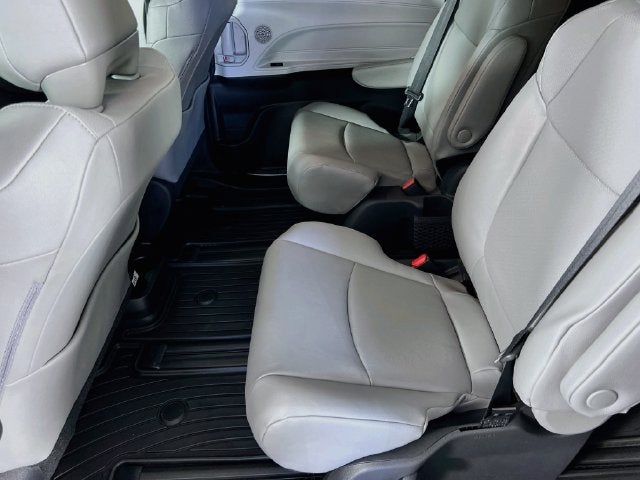 2026 Toyota Sienna XLE 7 Passenger