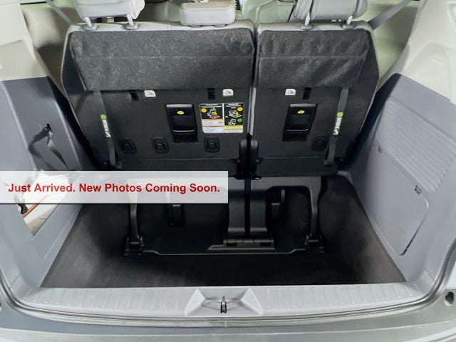 2024 Toyota Sienna XLE 8 Passenger