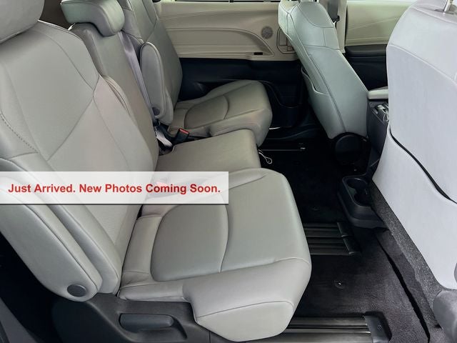 2024 Toyota Sienna XLE 8 Passenger