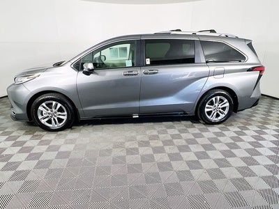 2026 Toyota Sienna Limited 7 Passenger