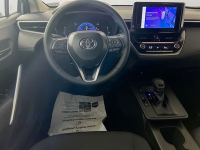 2026 Toyota Corolla Cross LE