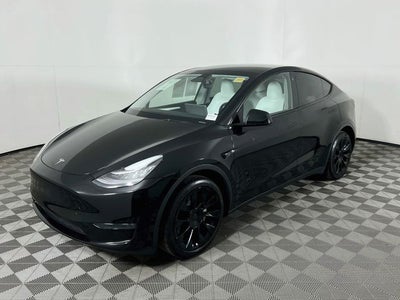 2023 Tesla Model Y Long Range
