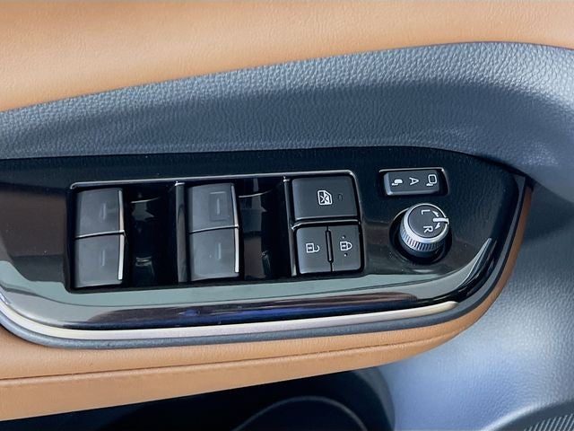 2026 Toyota Crown Signia Limited