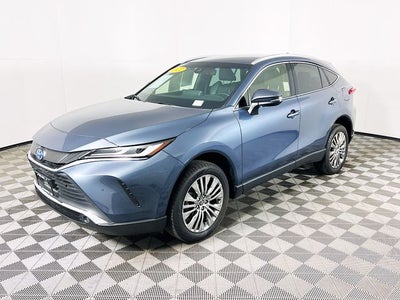 2022 Toyota Venza XLE