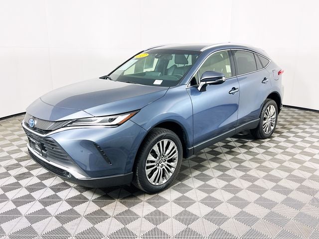 2022 Toyota Venza XLE