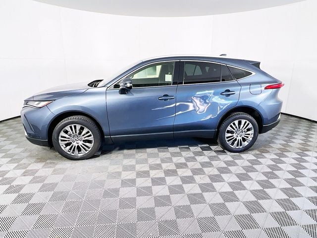 2022 Toyota Venza XLE