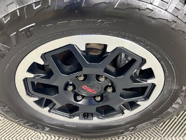 2025 Toyota 4Runner TRD Off-Road Premium