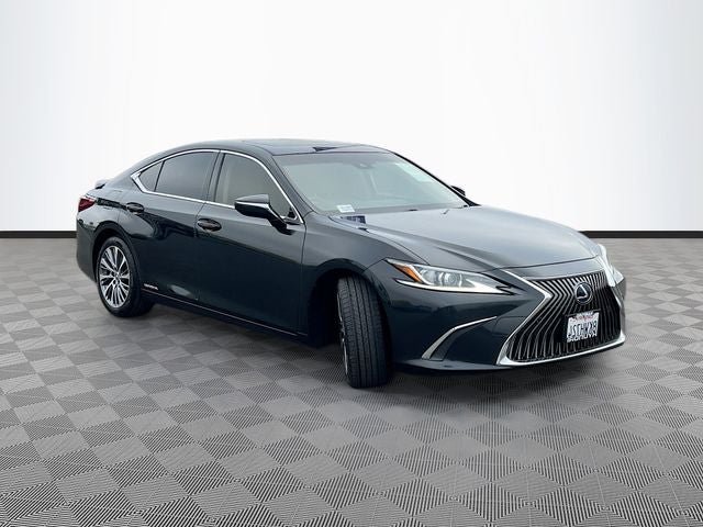 2019 Lexus ES 300h