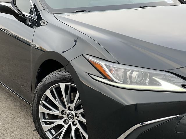 2019 Lexus ES 300h