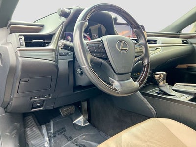 2019 Lexus ES 300h