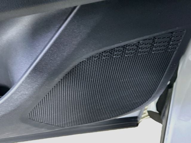 2025 Toyota bZ4X XLE