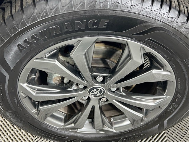 2024 Toyota RAV4 Hybrid XLE Premium