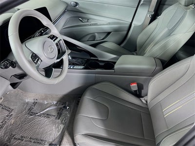 2025 Hyundai Elantra Hybrid SEL Sport