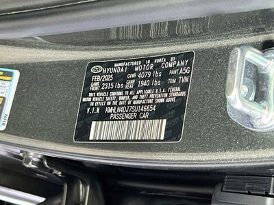 2025 Hyundai Elantra Hybrid Limited