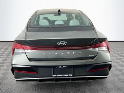 2025 Hyundai Elantra Hybrid Limited