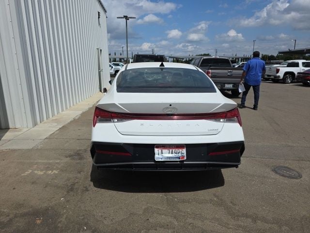 2024 Hyundai Elantra Limited