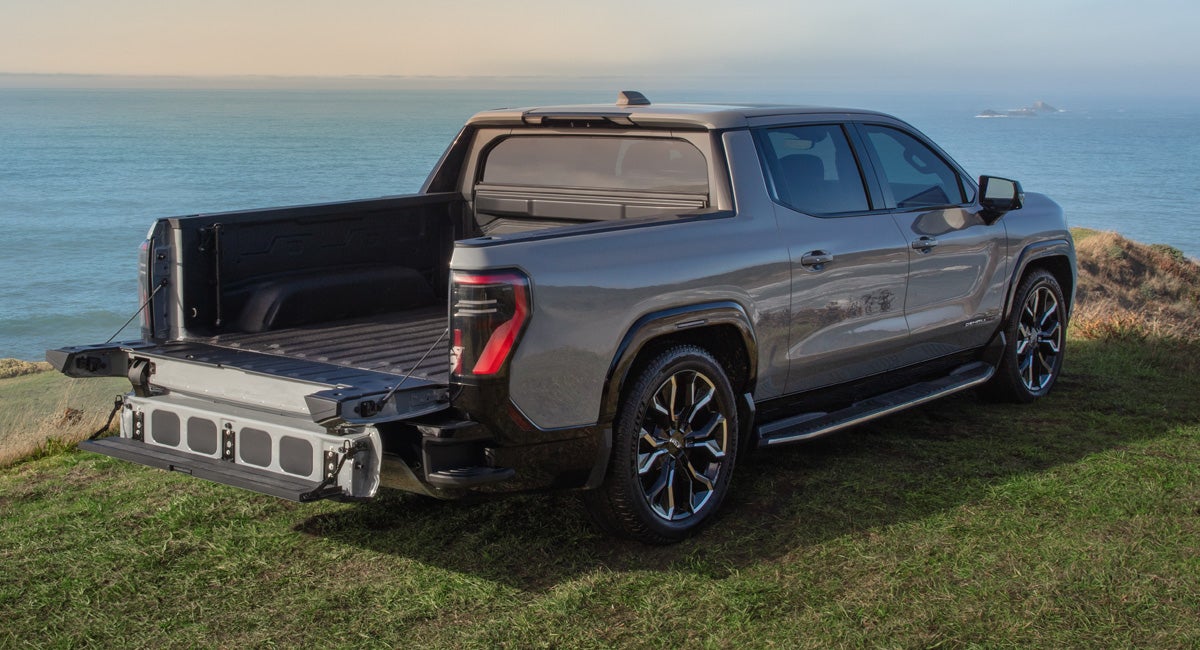 Fahrney GMC in Selma CA